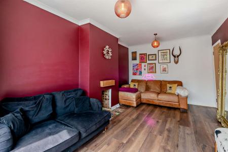8699031-interior08-800.jpg