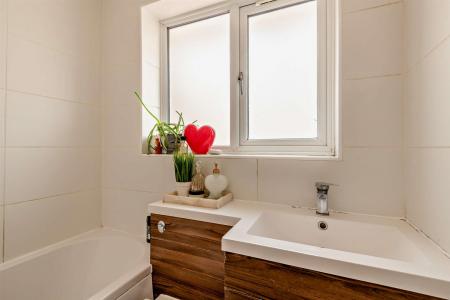 8699031-interior11-800.jpg