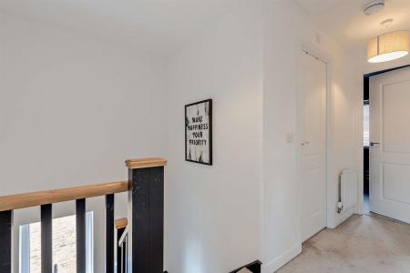 8701871-interior10-800.jpg