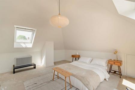 Principal bedroom