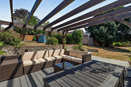 Decking & pergola