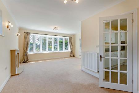 Dining/Sitting Room