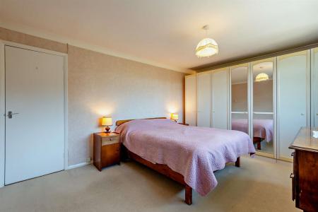 Principal bedroom