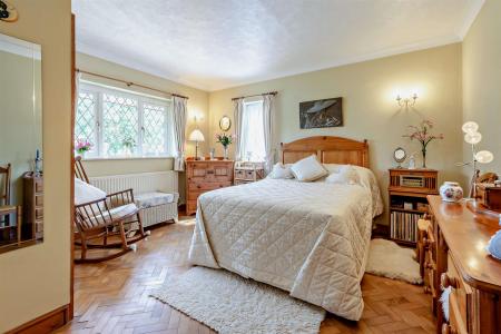 Principal bedroom
