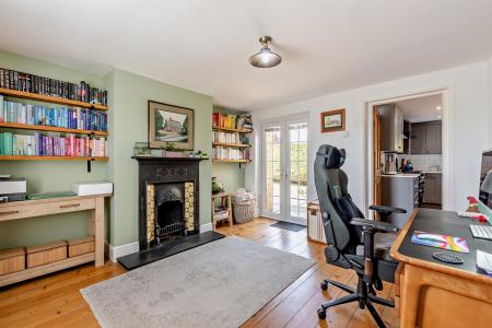 Dining Room/Study