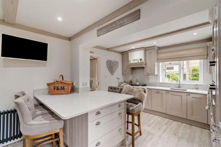 Kitchen/breakfast area