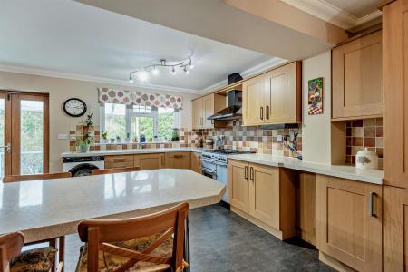 8670652-interior21-800.jpg