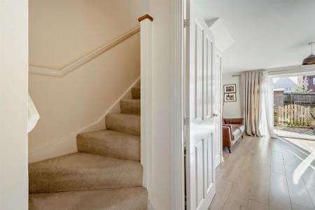 8686830-interior08-800.jpg
