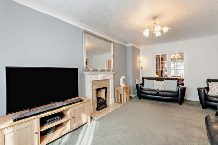 8687746-interior03-800.jpg