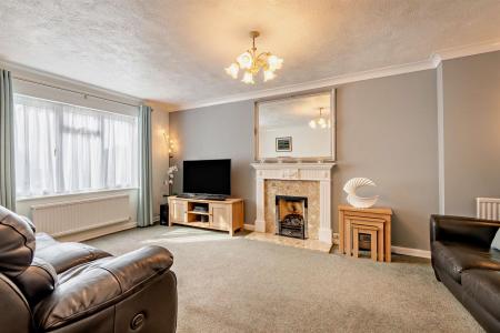 8687746-interior01-800.jpg