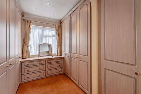 8687746-interior14-800.jpg