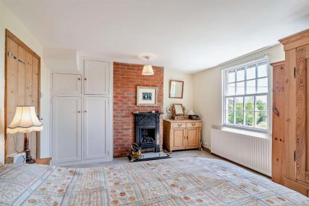 8688129-interior19-800.jpg