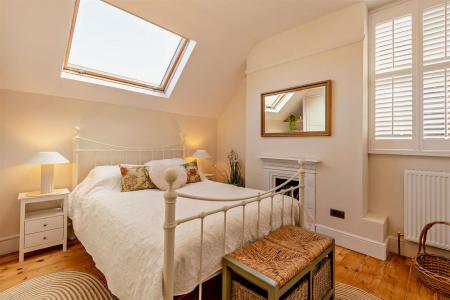 8690393-interior23-800.jpg