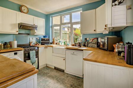8689705-interior01-800.jpg