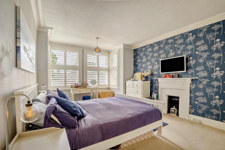 8690086-interior23-800.jpg