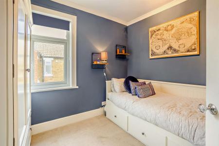 8690086-interior20-800.jpg