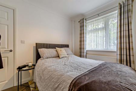 8690244-interior07-800.jpg