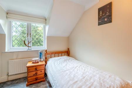 8690087-interior17.jpg
