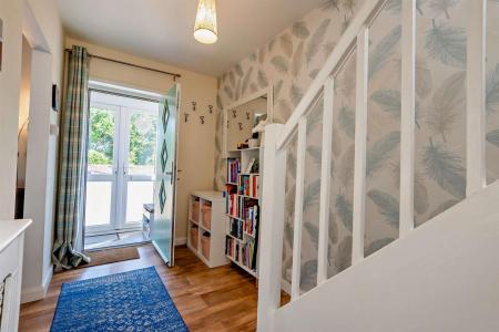 8693198-interior06-800.jpg
