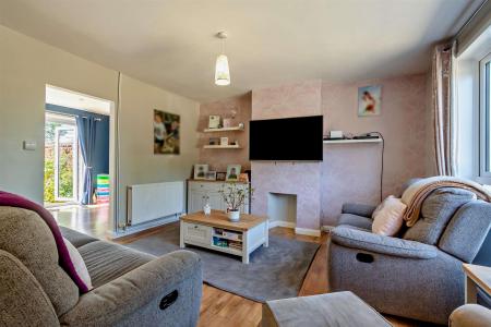 8693198-interior04-800.jpg