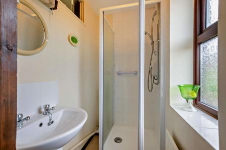 8696910-interior20-800.jpg