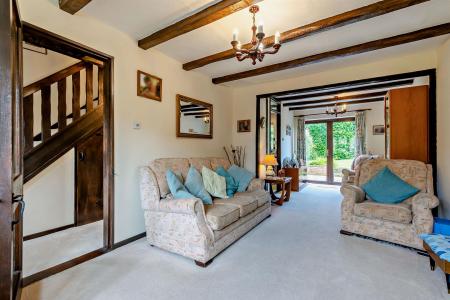 8696910-interior02-800.jpg