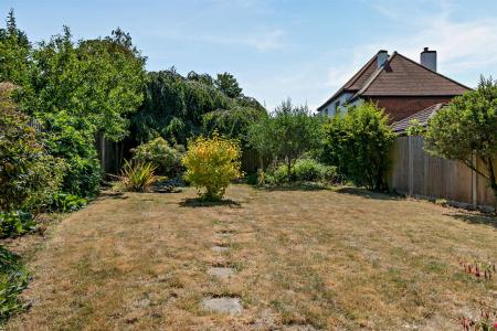 8698615-exterior01-800.jpg
