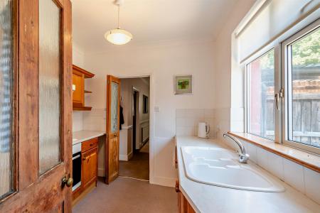 8698615-interior09-800.jpg