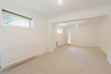 8698831-interior11-800.jpg