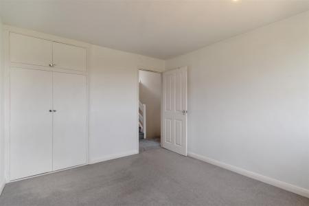 8700108-interior17.jpg