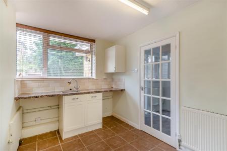 8700108-interior07.jpg