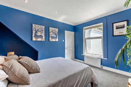 8660018-interior20-800.jpg