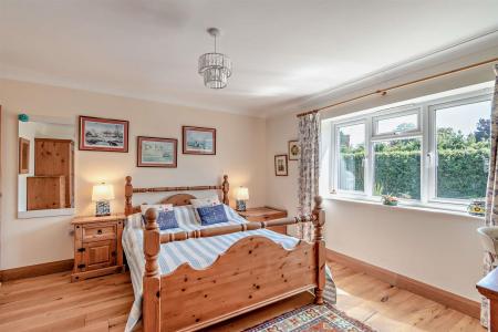 8699567-interior27-800.jpg