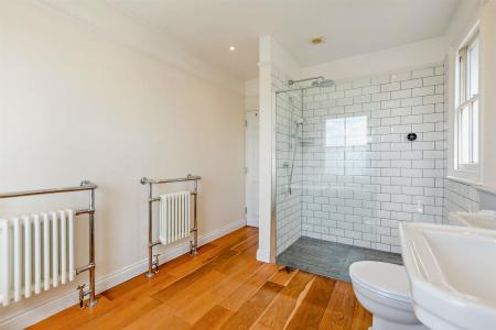 8701828-interior22-800.jpg