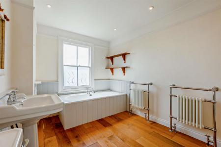 8701828-interior23-800.jpg