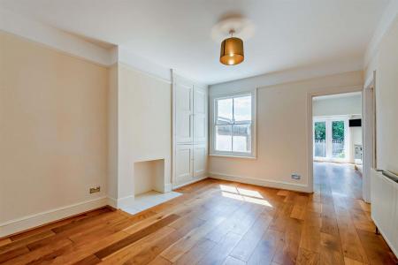 8701828-interior13-800.jpg