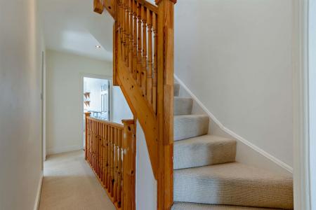 8701828-interior25-800.jpg