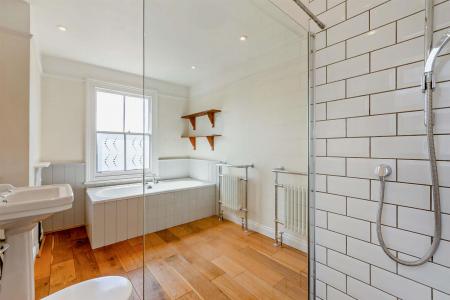 8701828-interior24-800.jpg