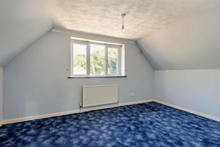 8703319-interior10-800.jpg