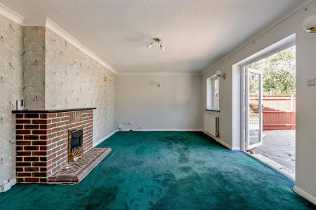 8703319-interior02-800.jpg