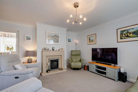 8703719-interior13-800.jpg