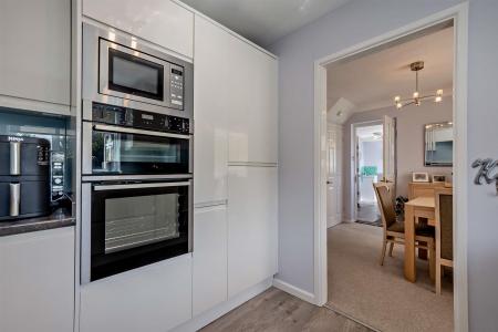 8703719-interior09-800.jpg