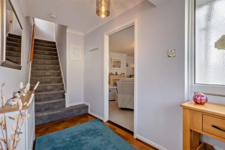 8703719-interior18-800.jpg