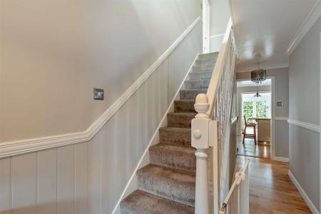 8703606-interior23-800.jpg
