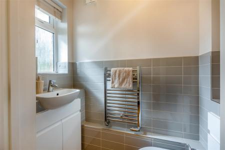 8705781-interior08.jpg