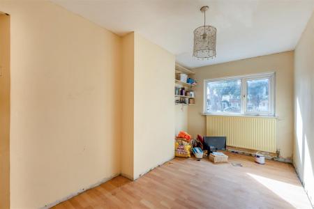 8705680-interior14.jpg