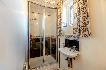 8706340-interior14.jpg