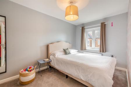 8662998-interior18.jpg