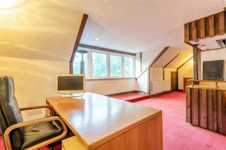 8664327-interior11.jpg