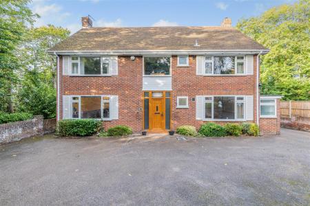 8664327-exterior11.jpg